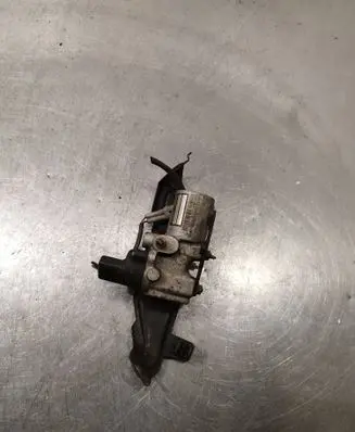 Toyota Prius (XW20) Master brake cylinder 4727047010