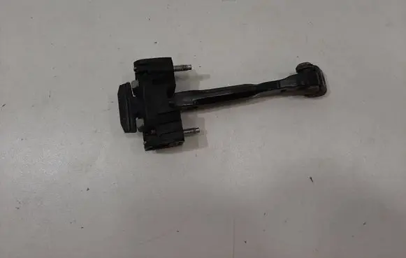 Volvo S80 Rear door check strap stopper 31217754