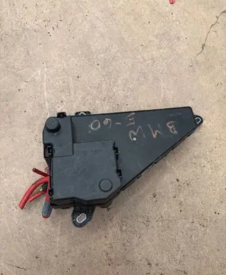 BMW 5 E60 E61 Fuse box set 6906619