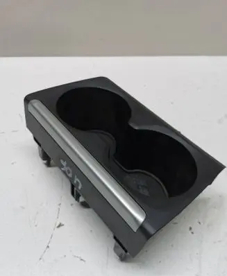 BMW 2 Active Tourer U06 Cup holder 9493276 107013