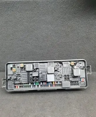 Land Rover Range Rover Sport L494 Fuse box set LK5214A073AA 5CV811F01 082019020546