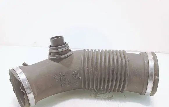Audi A6 S6 C6 4F Air intake duct part 06E129629E