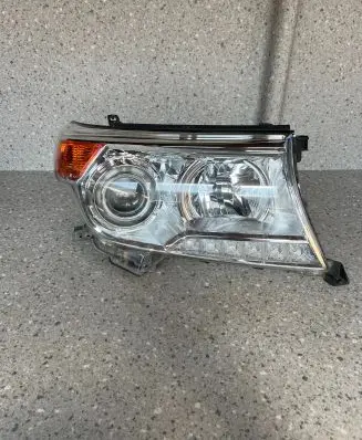 Toyota Land Cruiser (J200) Headlight/headlamp 8114560F30