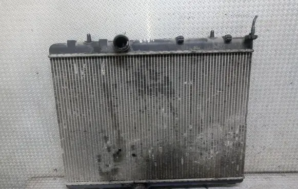 Peugeot 307 Coolant radiator P9645586780