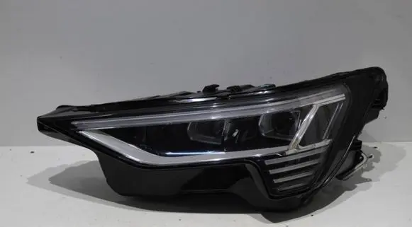 Audi e-tron Headlight/headlamp 4KE941039 030111023300 230419030033