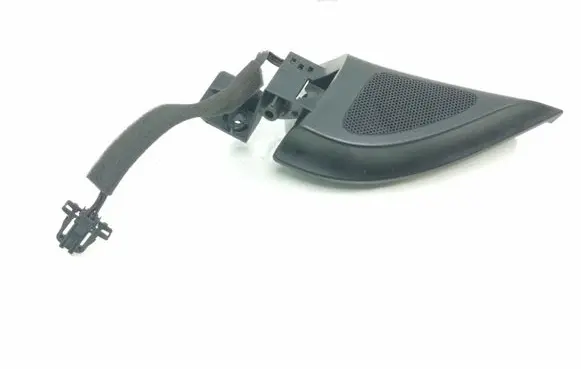 Front door high frequency speaker