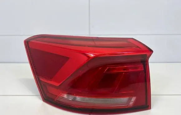 Volkswagen T-Roc Rear/tail lights 2GA945095