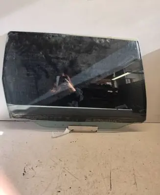 Volvo V70 Rear door window glass 1234