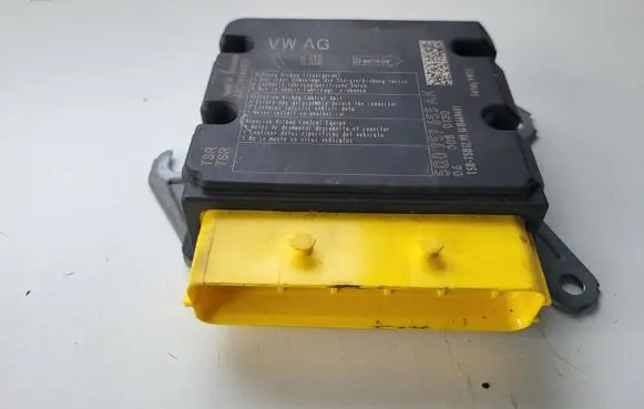 Skoda Superb B8 (3V) Airbag control unit/module