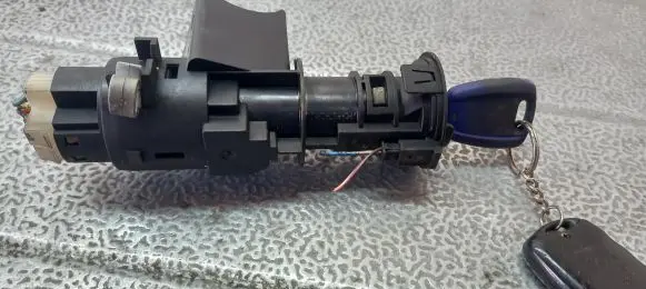 Fiat Punto (188) Ignition lock