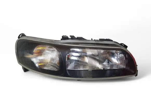 Volvo V70 Headlight/headlamp 8662922 89006877