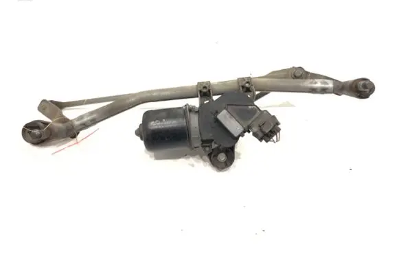 Front wiper linkage and motor