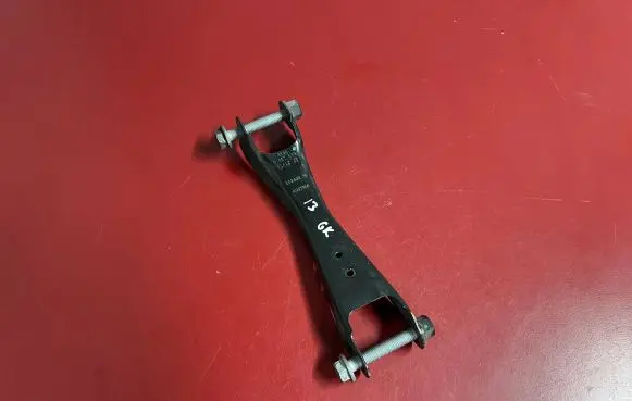 BMW i3 Rear control arm 6867879 33326867879