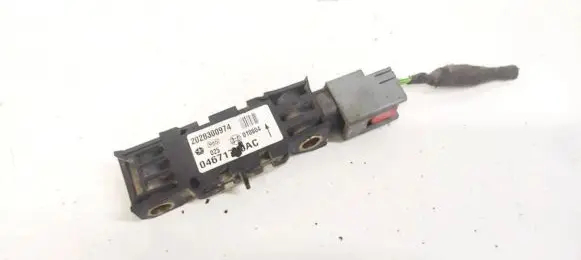 Chrysler Pacifica Airbag deployment crash/impact sensor 04671779AC 2028300974