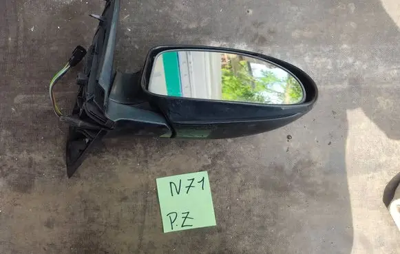 Ford Focus Front door electric wing mirror 3897482