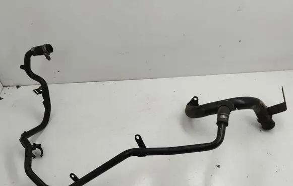 Audi Q7 4L Engine coolant pipe/hose