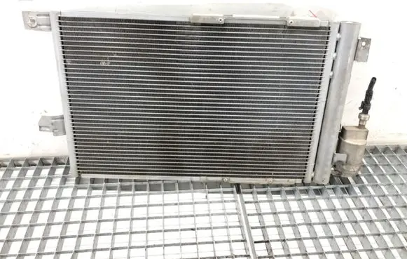 Opel Zafira A Coolant radiator