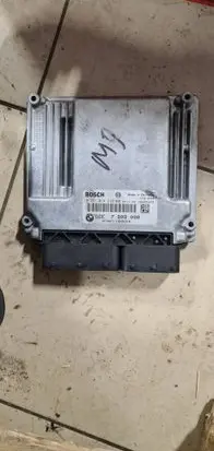 BMW 5 E60 E61 Engine control unit/module 7809000 13350444 1039S23979