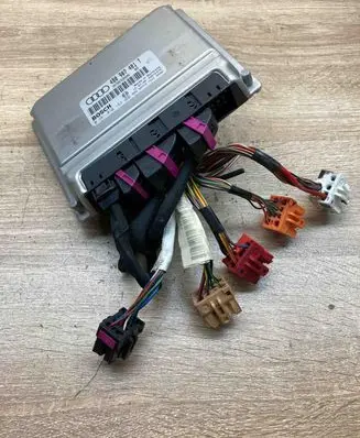 Audi A6 S6 C5 4B Engine control unit/module ECU 4B0907401T 0281010153 withplug