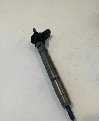 Volkswagen Phaeton Fuel injector 059130277bd 0445115079