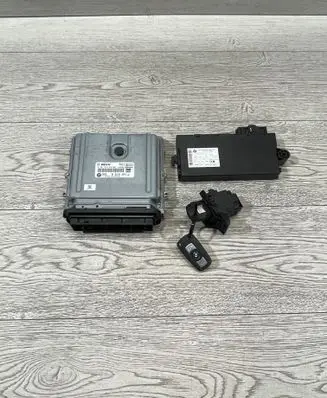 BMW 3 E92 E93 Engine ECU kit and lock set 8510221 0281016838 030123959