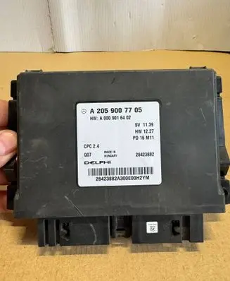 Mercedes-Benz C W205 Gearbox control unit/module A2059007705 A0009016402