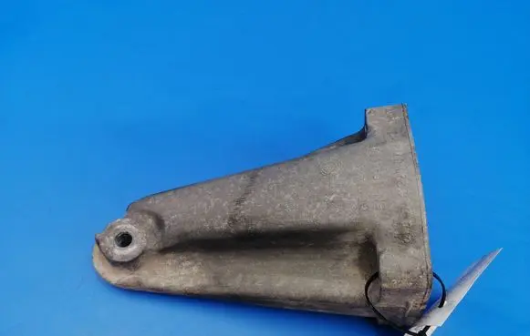 Mercedes-Benz C W204 Engine mounting bracket A6462230704