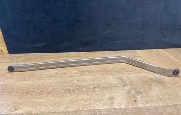 BMW 4 G22 G23 G24 G26 Fuel tank mounting bracket 7618913