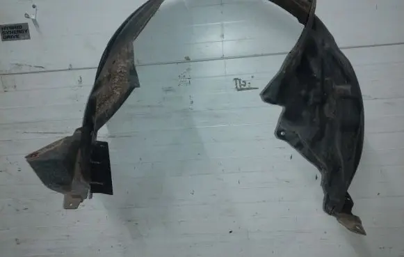 Nissan Murano Z51 Front wheel arch liner splash guards 638401AA0A