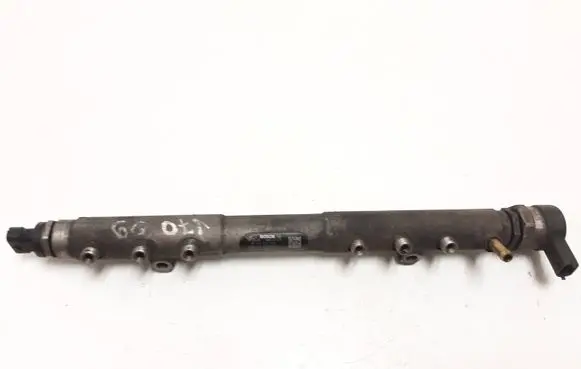 Volvo XC90 Fuel main line pipe 31259011 30777576 0445215023