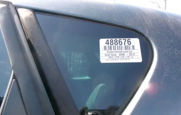 Seat Ibiza IV (6J,6P) Rear side window