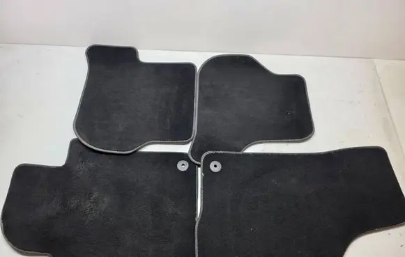 Volkswagen Scirocco Car floor mat set 1K1863011R