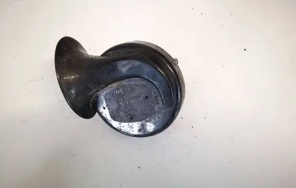 Volkswagen PASSAT B6 Horn signal e240087