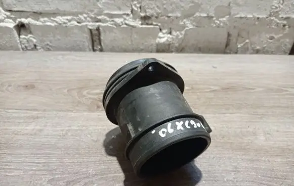 Volvo XC90 Mass air flow meter 0281006184 33025338