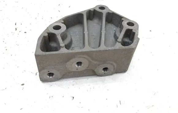 MG ZS Engine mounting bracket 10592204