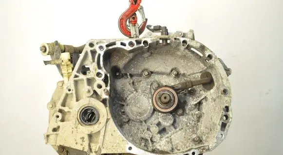 Dacia Duster Manual 6 speed gearbox JR5316