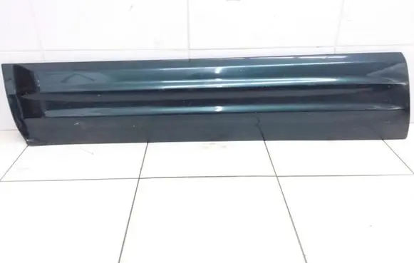 Mitsubishi Pajero Front door trim (molding) MR47857