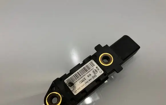Mercedes-Benz E W211 Airbag deployment crash/impact sensor 0028201326 8201326620 42922015