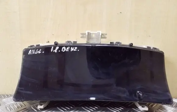 Toyota Corolla Verso E121 Speedometer (instrument cluster) 8380013120
