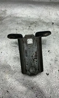 Opel Insignia A Front door upper hinge A046574 3160