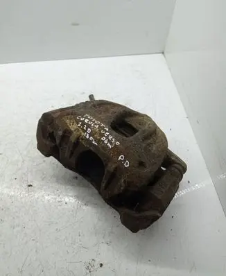 Toyota Corolla Verso AR10 Front brake caliper