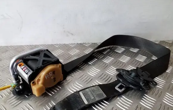 Opel Mokka Front seatbelt 95403054