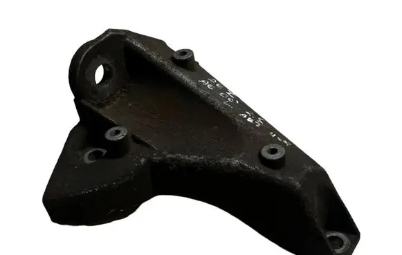 Audi A6 S6 C5 4B Engine mounting bracket 8D0399113AT