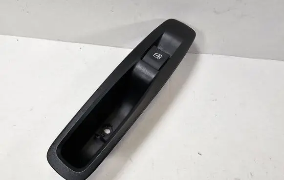 Renault Megane IV Electric window control switch 829507746R