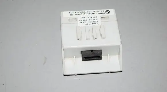 BMW 5 E39 Yaw turn rate sensor 8386932