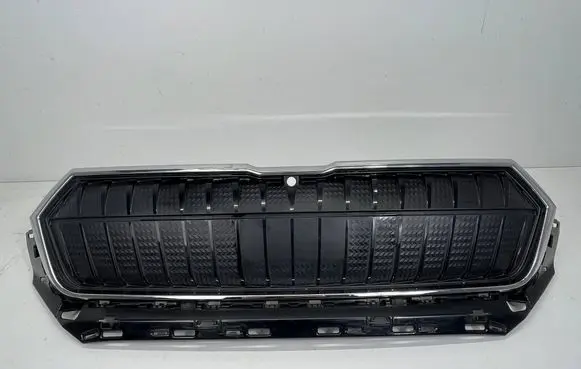 Skoda Enyaq iV Front bumper upper radiator grill 5LA853653