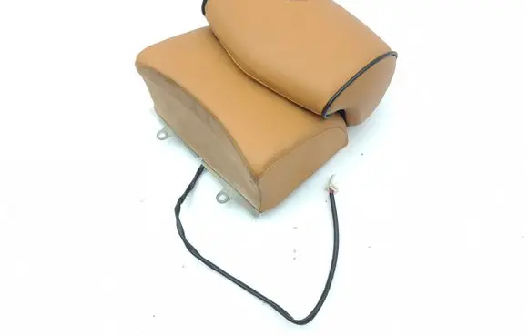 Maserati Quattroporte Rear seat headrest 