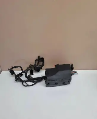 Volvo V40 Fuse module 5B0010107 V6T14A067AC