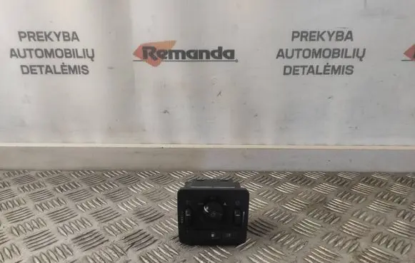 Volvo V50 Light switch 31318937