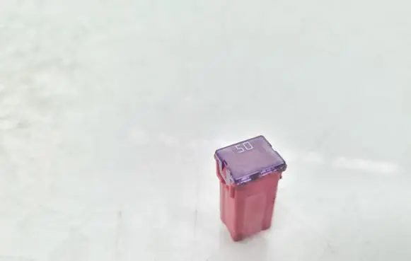 Toyota Avensis T250 Fuse 